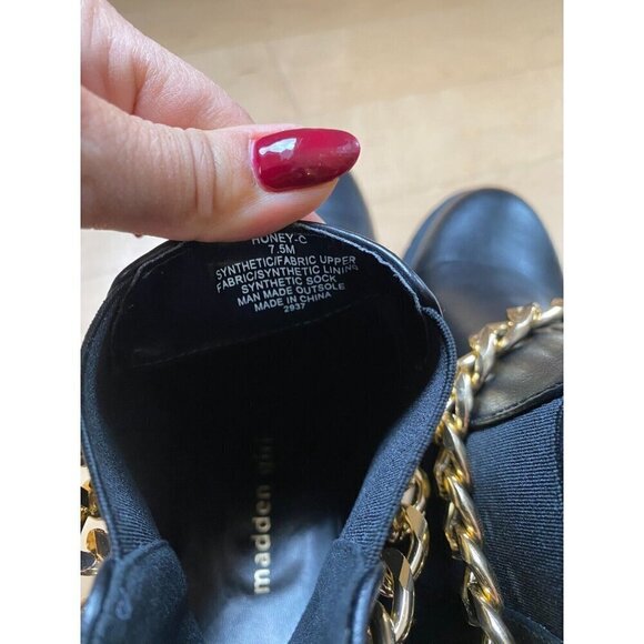 Madden girl Women's "Honey" Chain Chelsea black ankle boot sz 7/7.5 missized - Picture 8 of 11